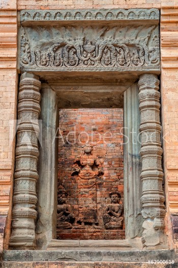 Image de Entrance to Prasat kravan - an old Hindu temple in Angkor